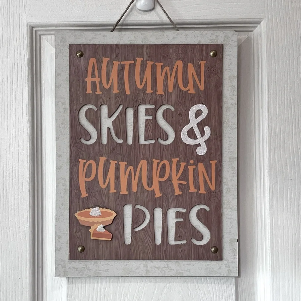 🆕 Autumn Skies & Pumpkin Pies Farmhouse Wood Sign Seasonal Harvest Holiday Decor